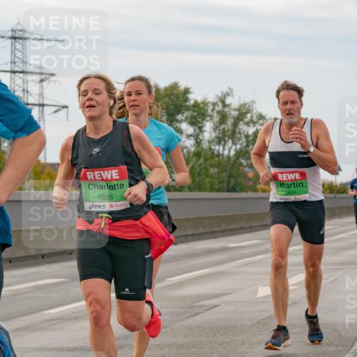 03.10.2025 - Köhlbrandbrückenlauf Michael Burmester http://msf.ph/oto/9159484 03.10.2025 15:44:22 Position 3 743, 7555, 7456 meine-sportfotos.de
