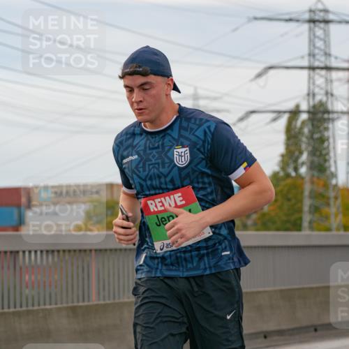 03.10.2025 - Köhlbrandbrückenlauf Michael Burmester http://msf.ph/oto/9159488 03.10.2025 15:44:30 Position 3  meine-sportfotos.de