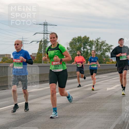 03.10.2025 - Köhlbrandbrückenlauf Michael Burmester http://msf.ph/oto/9159494 03.10.2025 15:44:33 Position 3 7046, 8782 meine-sportfotos.de