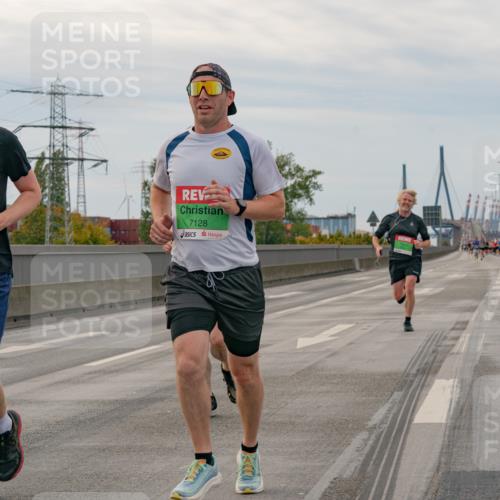 03.10.2025 - Köhlbrandbrückenlauf Michael Burmester http://msf.ph/oto/9159504 03.10.2025 15:44:43 Position 3 7029, 7128 meine-sportfotos.de
