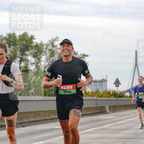 03.10.2025 - Köhlbrandbrückenlauf Michael Burmester http://msf.ph/oto/9159530 03.10.2025 15:45:24 Position 3  meine-sportfotos.de