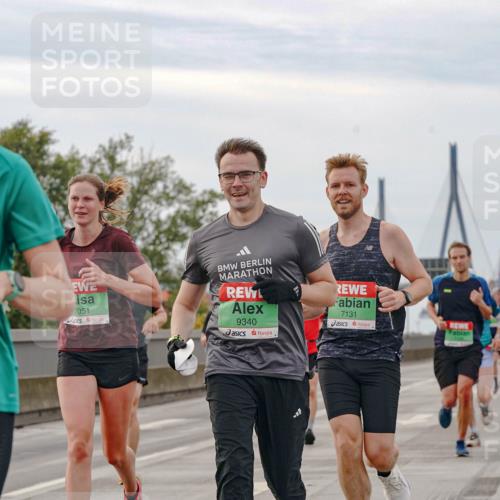03.10.2025 - Köhlbrandbrückenlauf Michael Burmester http://msf.ph/oto/9159554 03.10.2025 15:45:39 Position 3 9438, 7051, 9340, 7131 meine-sportfotos.de