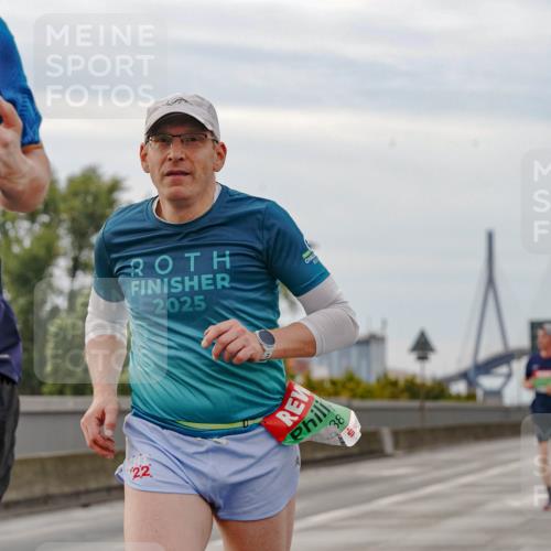 03.10.2025 - Köhlbrandbrückenlauf Michael Burmester http://msf.ph/oto/9159567 03.10.2025 15:45:45 Position 3 107, 2025, 22, 38 meine-sportfotos.de