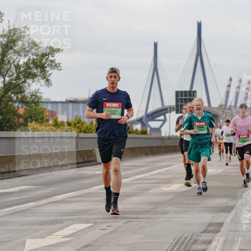 03.10.2025 - Köhlbrandbrückenlauf Michael Burmester http://msf.ph/oto/9159570 03.10.2025 15:45:48 Position 3 668 meine-sportfotos.de