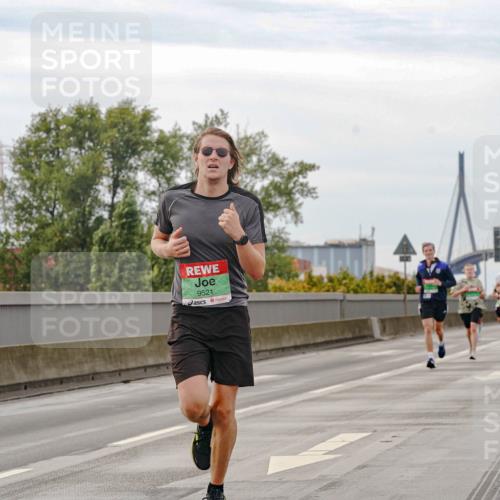 03.10.2025 - Köhlbrandbrückenlauf Michael Burmester http://msf.ph/oto/9159588 03.10.2025 15:45:58 Position 3 9521 meine-sportfotos.de