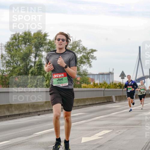 03.10.2025 - Köhlbrandbrückenlauf Michael Burmester http://msf.ph/oto/9159589 03.10.2025 15:45:58 Position 3 9521 meine-sportfotos.de