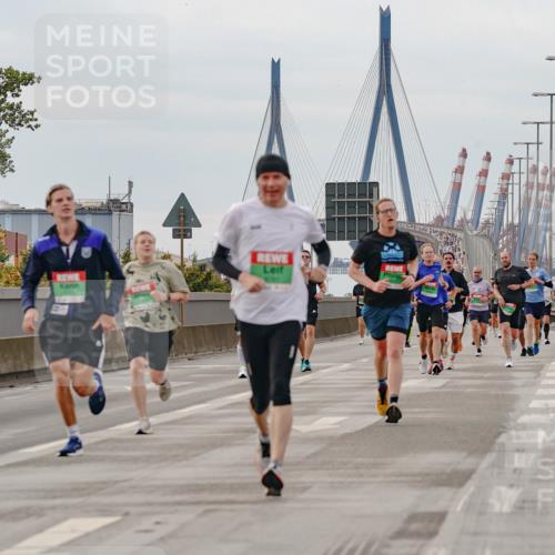 03.10.2025 - Köhlbrandbrückenlauf Michael Burmester http://msf.ph/oto/9159590 03.10.2025 15:46:01 Position 3 12, 5, 8 meine-sportfotos.de