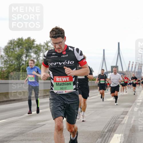 03.10.2025 - Köhlbrandbrückenlauf Michael Burmester http://msf.ph/oto/9159649 03.10.2025 15:46:24 Position 3 9512 meine-sportfotos.de