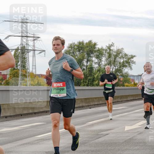 03.10.2025 - Köhlbrandbrückenlauf Michael Burmester http://msf.ph/oto/9159656 03.10.2025 15:46:27 Position 3 7127 meine-sportfotos.de