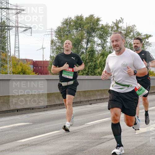 03.10.2025 - Köhlbrandbrückenlauf Michael Burmester http://msf.ph/oto/9159657 03.10.2025 15:46:29 Position 3 7737, 912 meine-sportfotos.de