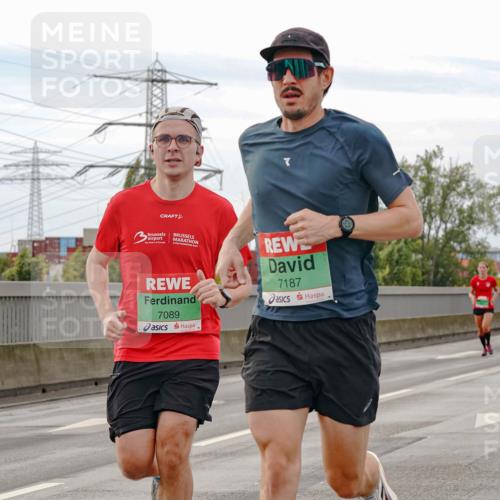 03.10.2025 - Köhlbrandbrückenlauf Michael Burmester http://msf.ph/oto/9159712 03.10.2025 15:46:54 Position 3 7089, 7187 meine-sportfotos.de