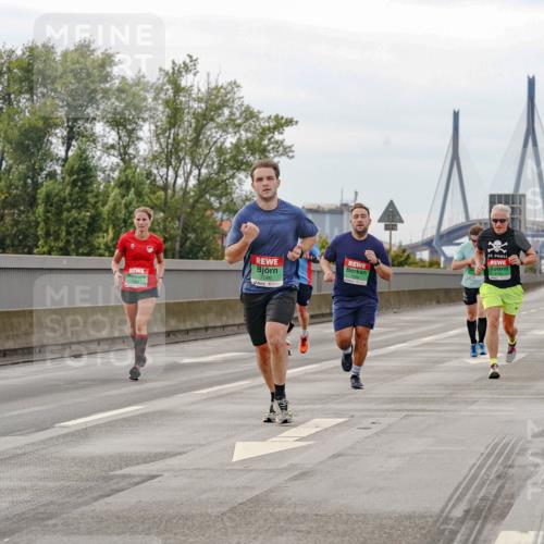 03.10.2025 - Köhlbrandbrückenlauf Michael Burmester http://msf.ph/oto/9159714 03.10.2025 15:46:56 Position 3 7086 meine-sportfotos.de