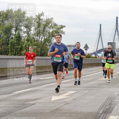03.10.2025 - Köhlbrandbrückenlauf Michael Burmester http://msf.ph/oto/9159715 03.10.2025 15:46:56 Position 3  meine-sportfotos.de