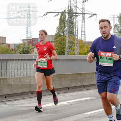 03.10.2025 - Köhlbrandbrückenlauf Michael Burmester http://msf.ph/oto/9159723 03.10.2025 15:47:00 Position 3 7262, 7048, 9118 meine-sportfotos.de