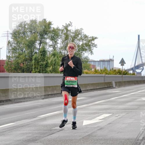 03.10.2025 - Köhlbrandbrückenlauf Michael Burmester http://msf.ph/oto/9159732 03.10.2025 15:47:06 Position 3 7450 meine-sportfotos.de