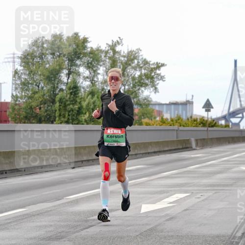 03.10.2025 - Köhlbrandbrückenlauf Michael Burmester http://msf.ph/oto/9159733 03.10.2025 15:47:06 Position 3 7450 meine-sportfotos.de