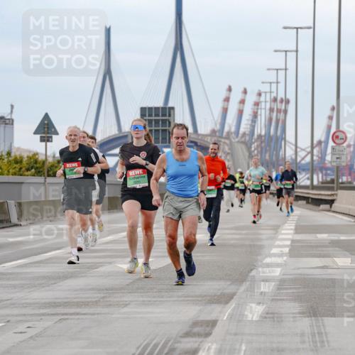 03.10.2025 - Köhlbrandbrückenlauf Michael Burmester http://msf.ph/oto/9159740 03.10.2025 15:47:17 Position 3 7233, 12 meine-sportfotos.de
