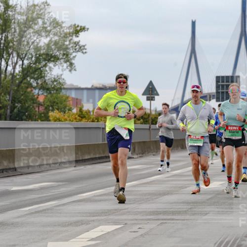 03.10.2025 - Köhlbrandbrückenlauf Michael Burmester http://msf.ph/oto/9159760 03.10.2025 15:47:30 Position 3  meine-sportfotos.de
