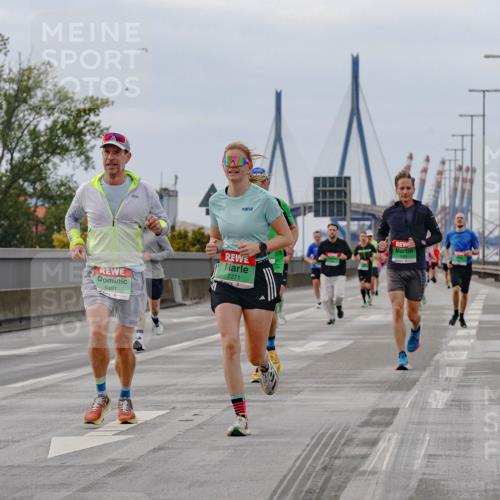 03.10.2025 - Köhlbrandbrückenlauf Michael Burmester http://msf.ph/oto/9159767 03.10.2025 15:47:34 Position 3 9491, 7271 meine-sportfotos.de