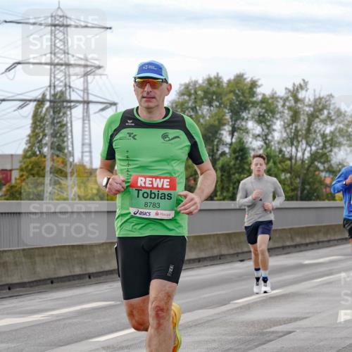 03.10.2025 - Köhlbrandbrückenlauf Michael Burmester http://msf.ph/oto/9159776 03.10.2025 15:47:39 Position 3 8783, 7081 meine-sportfotos.de