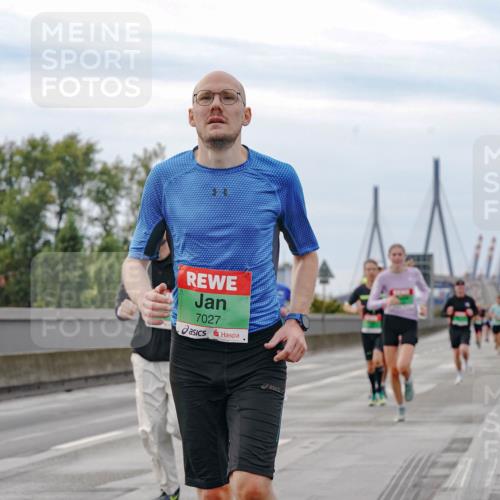 03.10.2025 - Köhlbrandbrückenlauf Michael Burmester http://msf.ph/oto/9159793 03.10.2025 15:47:46 Position 3 7027 meine-sportfotos.de