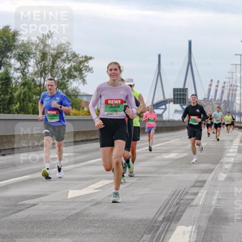 03.10.2025 - Köhlbrandbrückenlauf Michael Burmester http://msf.ph/oto/9159798 03.10.2025 15:47:49 Position 3 7189 meine-sportfotos.de