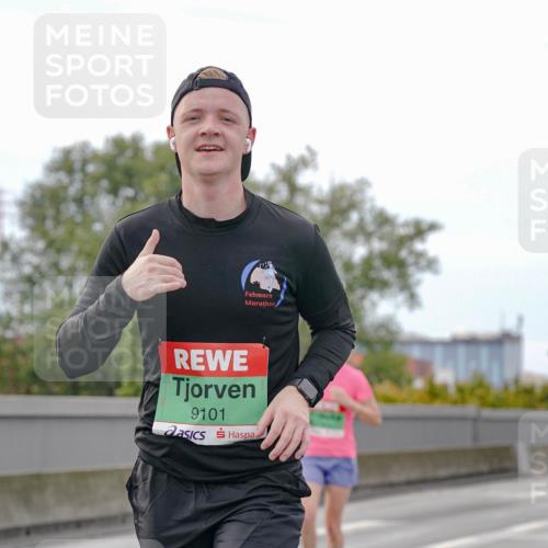 03.10.2025 - Köhlbrandbrückenlauf Michael Burmester http://msf.ph/oto/9159816 03.10.2025 15:47:55 Position 3 9101 meine-sportfotos.de
