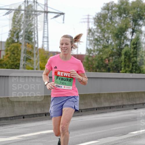 03.10.2025 - Köhlbrandbrückenlauf Michael Burmester http://msf.ph/oto/9159823 03.10.2025 15:47:58 Position 3 7301 meine-sportfotos.de