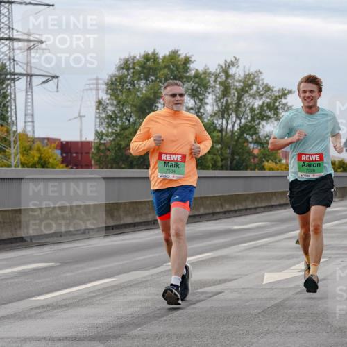 03.10.2025 - Köhlbrandbrückenlauf Michael Burmester http://msf.ph/oto/9159832 03.10.2025 15:48:04 Position 3 7584, 7329 meine-sportfotos.de