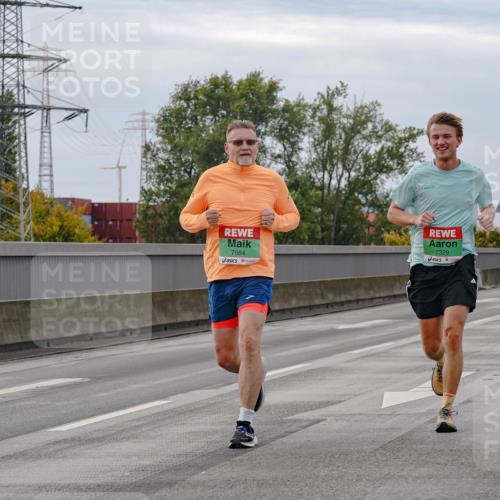 03.10.2025 - Köhlbrandbrückenlauf Michael Burmester http://msf.ph/oto/9159833 03.10.2025 15:48:04 Position 3 7584, 7329 meine-sportfotos.de