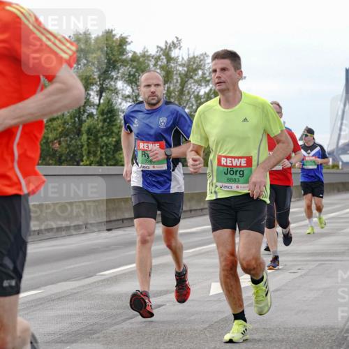03.10.2025 - Köhlbrandbrückenlauf Michael Burmester http://msf.ph/oto/9159852 03.10.2025 15:48:13 Position 3 726, 8883 meine-sportfotos.de