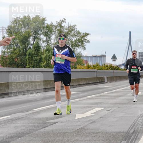 03.10.2025 - Köhlbrandbrückenlauf Michael Burmester http://msf.ph/oto/9159861 03.10.2025 15:48:18 Position 3 9240 meine-sportfotos.de