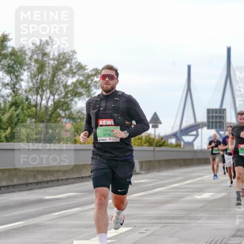 03.10.2025 - Köhlbrandbrückenlauf Michael Burmester http://msf.ph/oto/9159867 03.10.2025 15:48:21 Position 3 9736 meine-sportfotos.de