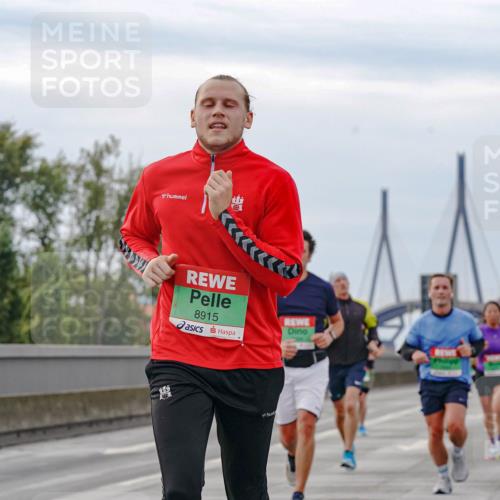 03.10.2025 - Köhlbrandbrückenlauf Michael Burmester http://msf.ph/oto/9159883 03.10.2025 15:48:30 Position 3 8915 meine-sportfotos.de