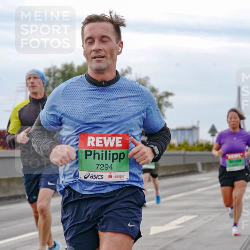03.10.2025 - Köhlbrandbrückenlauf Michael Burmester http://msf.ph/oto/9159896 03.10.2025 15:48:35 Position 3 9189, 7294 meine-sportfotos.de