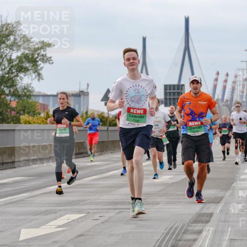 03.10.2025 - Köhlbrandbrückenlauf Michael Burmester http://msf.ph/oto/9159928 03.10.2025 15:48:58 Position 3 7398, 7144 meine-sportfotos.de