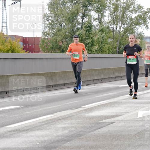03.10.2025 - Köhlbrandbrückenlauf Michael Burmester http://msf.ph/oto/9159932 03.10.2025 15:48:59 Position 3 7180, 7398 meine-sportfotos.de