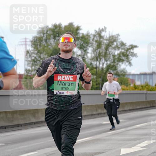 03.10.2025 - Köhlbrandbrückenlauf Michael Burmester http://msf.ph/oto/9159953 03.10.2025 15:49:08 Position 3 09, 8769 meine-sportfotos.de