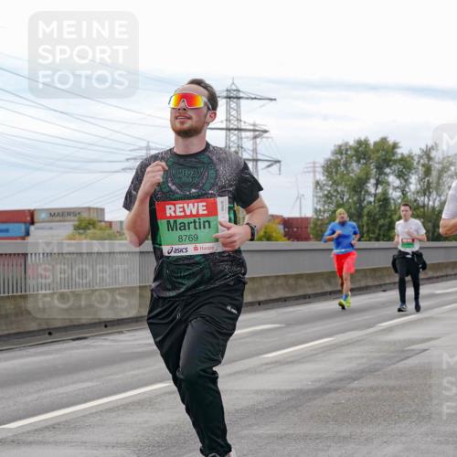 03.10.2025 - Köhlbrandbrückenlauf Michael Burmester http://msf.ph/oto/9159955 03.10.2025 15:49:09 Position 3 8769 meine-sportfotos.de