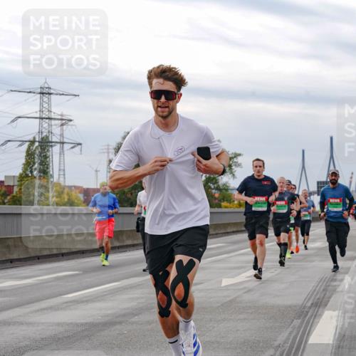 03.10.2025 - Köhlbrandbrückenlauf Michael Burmester http://msf.ph/oto/9159956 03.10.2025 15:49:10 Position 3  meine-sportfotos.de