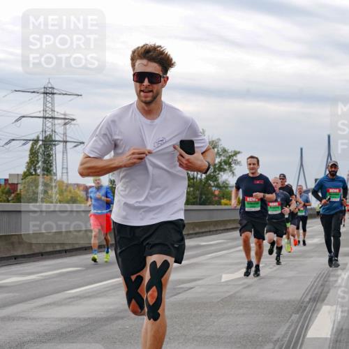 03.10.2025 - Köhlbrandbrückenlauf Michael Burmester http://msf.ph/oto/9159958 03.10.2025 15:49:10 Position 3  meine-sportfotos.de