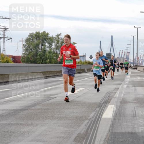 03.10.2025 - Köhlbrandbrückenlauf Michael Burmester http://msf.ph/oto/9159975 03.10.2025 15:49:18 Position 3 96, 247 meine-sportfotos.de