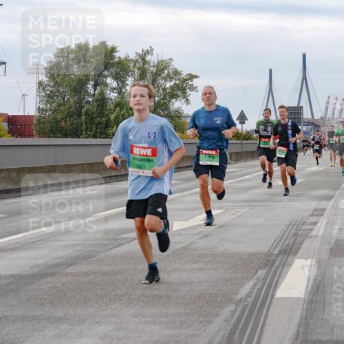 03.10.2025 - Köhlbrandbrückenlauf Michael Burmester http://msf.ph/oto/9159981 03.10.2025 15:49:20 Position 3 9023 meine-sportfotos.de
