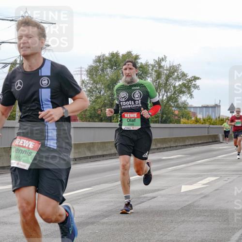 03.10.2025 - Köhlbrandbrückenlauf Michael Burmester http://msf.ph/oto/9159991 03.10.2025 15:49:26 Position 3 9453, 8988 meine-sportfotos.de