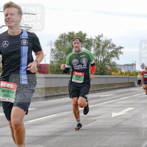03.10.2025 - Köhlbrandbrückenlauf Michael Burmester http://msf.ph/oto/9159992 03.10.2025 15:49:26 Position 3 9453, 8988 meine-sportfotos.de