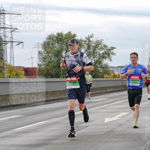 03.10.2025 - Köhlbrandbrückenlauf Michael Burmester http://msf.ph/oto/9160008 03.10.2025 15:49:36 Position 3 7805, 9595 meine-sportfotos.de