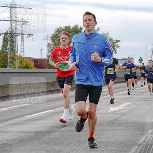 03.10.2025 - Köhlbrandbrückenlauf Michael Burmester http://msf.ph/oto/9160020 03.10.2025 15:49:43 Position 3 9115 meine-sportfotos.de