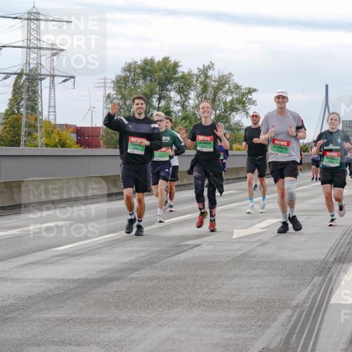 03.10.2025 - Köhlbrandbrückenlauf Michael Burmester http://msf.ph/oto/9160060 03.10.2025 15:50:00 Position 3 994, 9570 meine-sportfotos.de