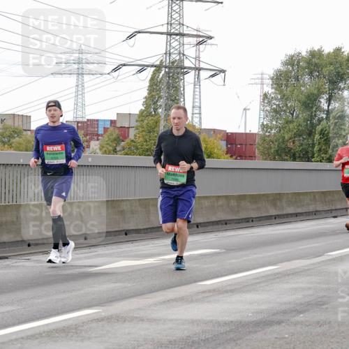 03.10.2025 - Köhlbrandbrückenlauf Michael Burmester http://msf.ph/oto/9160079 03.10.2025 15:50:07 Position 3 9103 meine-sportfotos.de