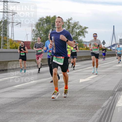 03.10.2025 - Köhlbrandbrückenlauf Michael Burmester http://msf.ph/oto/9160098 03.10.2025 15:50:14 Position 3 9306 meine-sportfotos.de